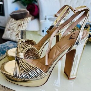 Women's Metallic Gold Knotted Platform Sandals